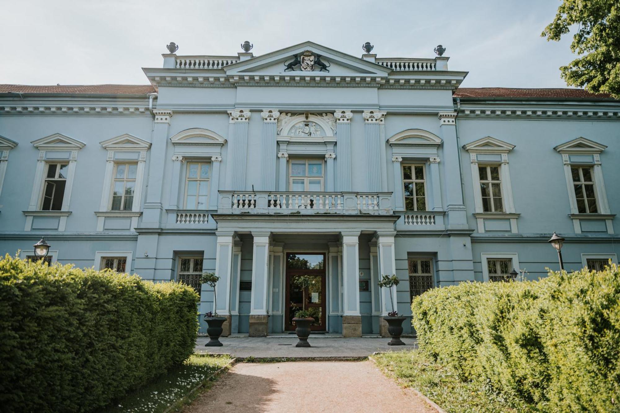 Hotel Kaštieľ Mojmírovce Exterior foto